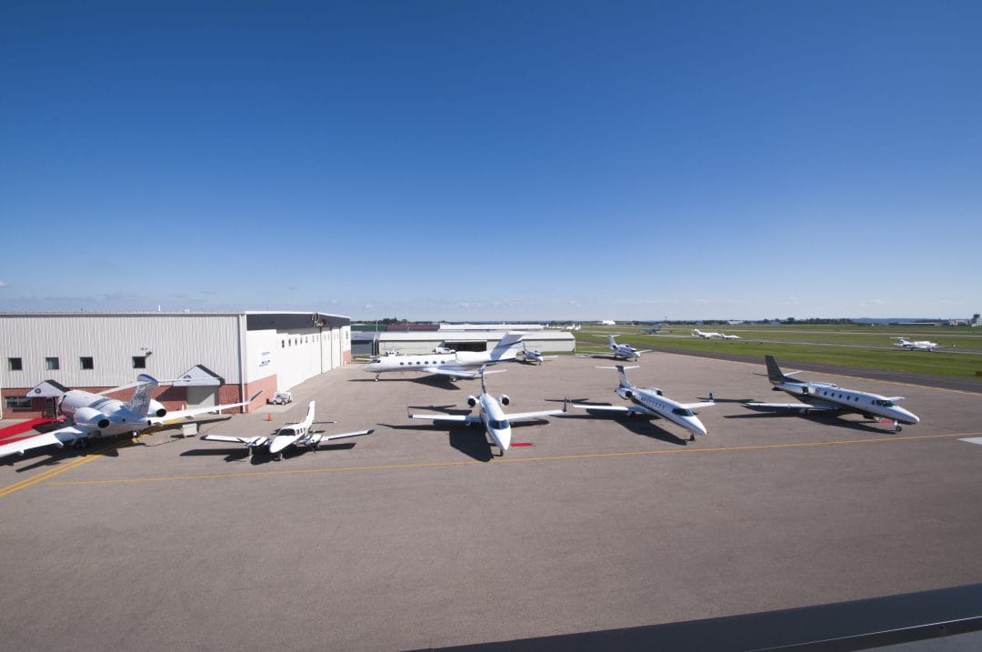 FBO Services Minneapolis, MN KFCM Premier Jet Center